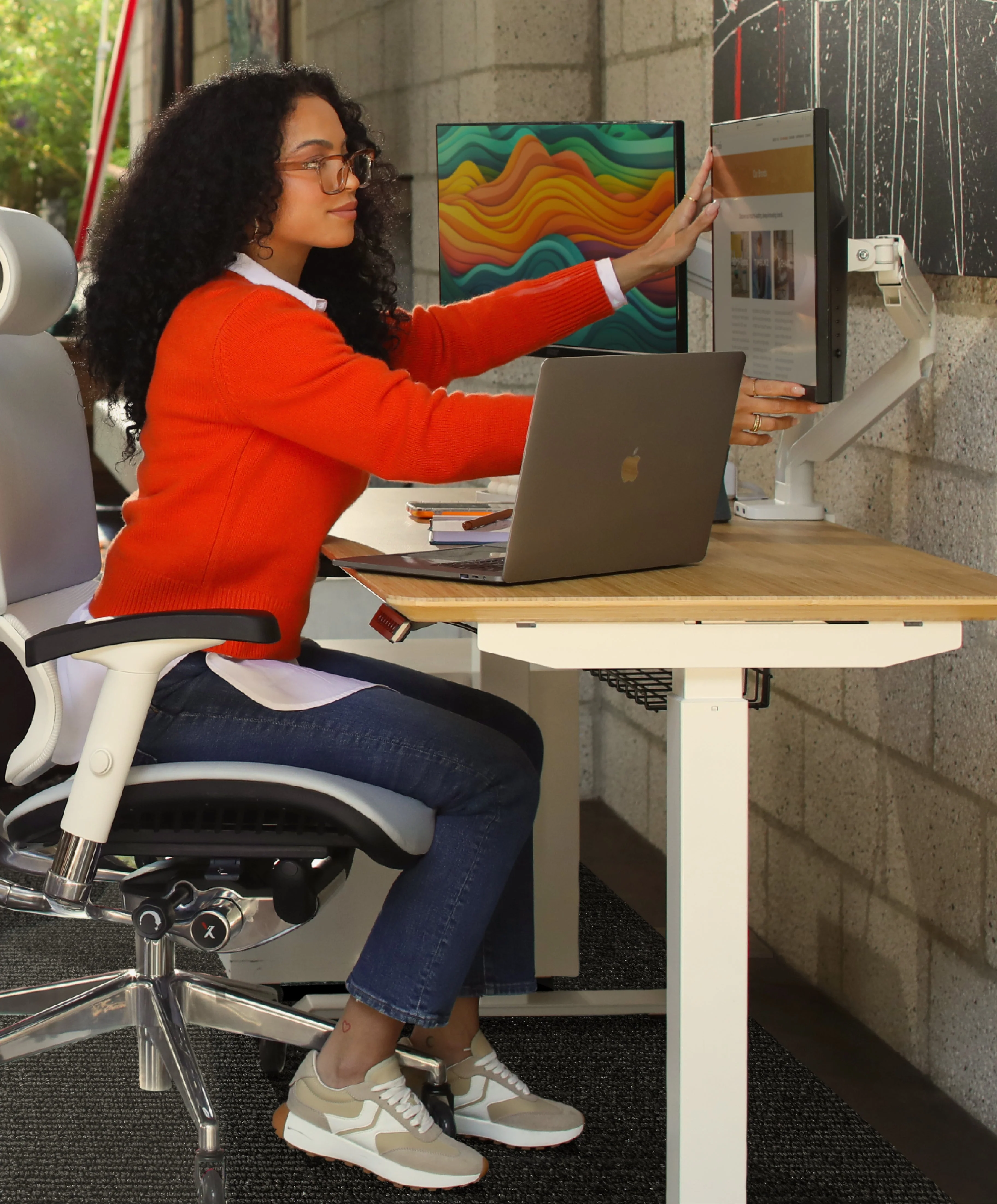 Dual Monitor Arm - Image 10
