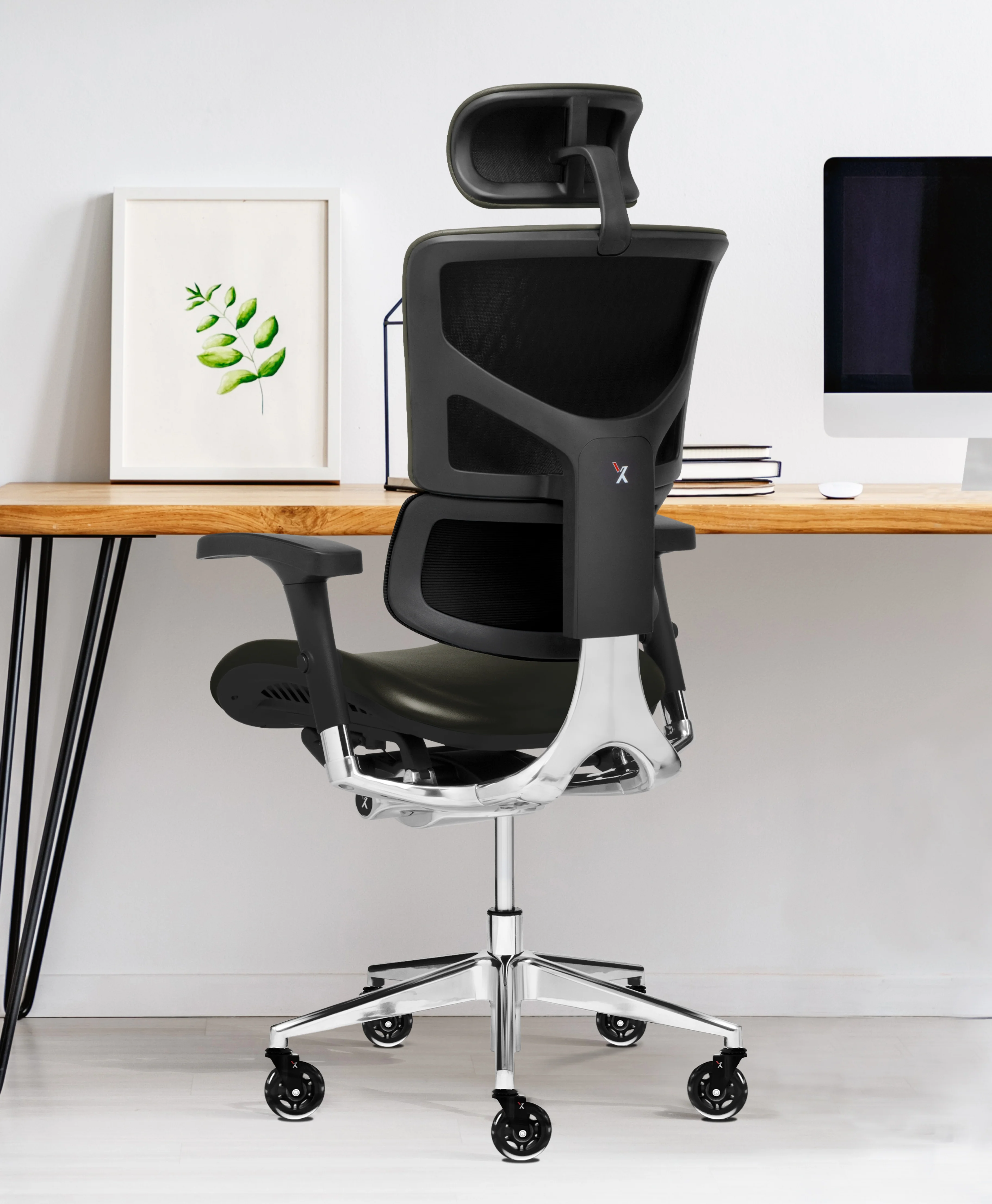 X-Tech Executive - Image 23